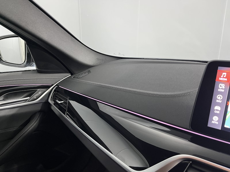 2023 (73) BMW 5 SERIES 520d MHT M Sport 5dr Step Auto 4740216