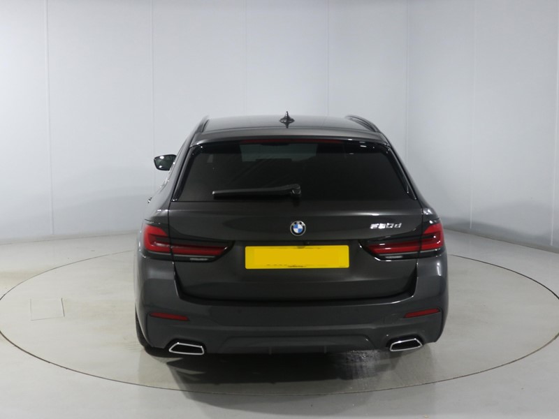 2023 (73) BMW 5 SERIES 520d MHT M Sport 5dr Step Auto 4740205