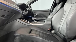 2022 (22) BMW 3 SERIES 320i M Sport 4dr Step Auto 4761817