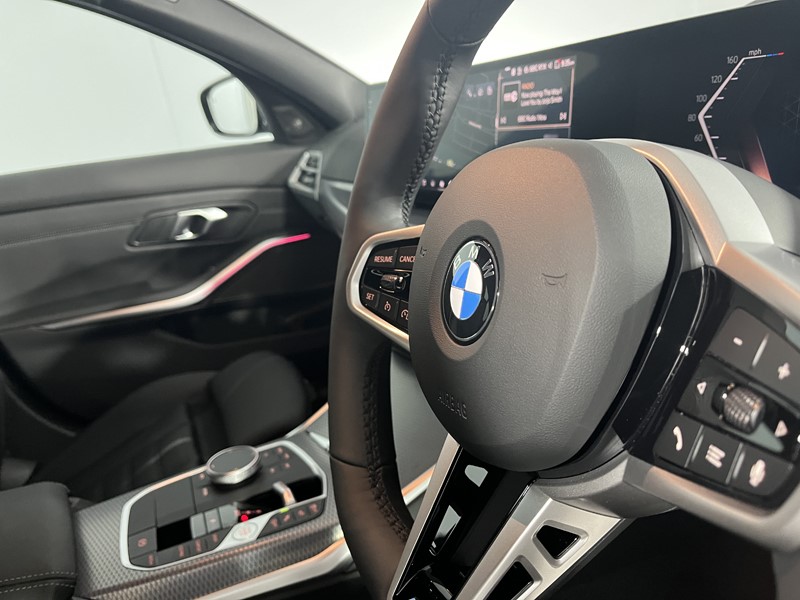 2025 (25) BMW 3 SERIES 320i M Sport 4dr Step Auto 4742159