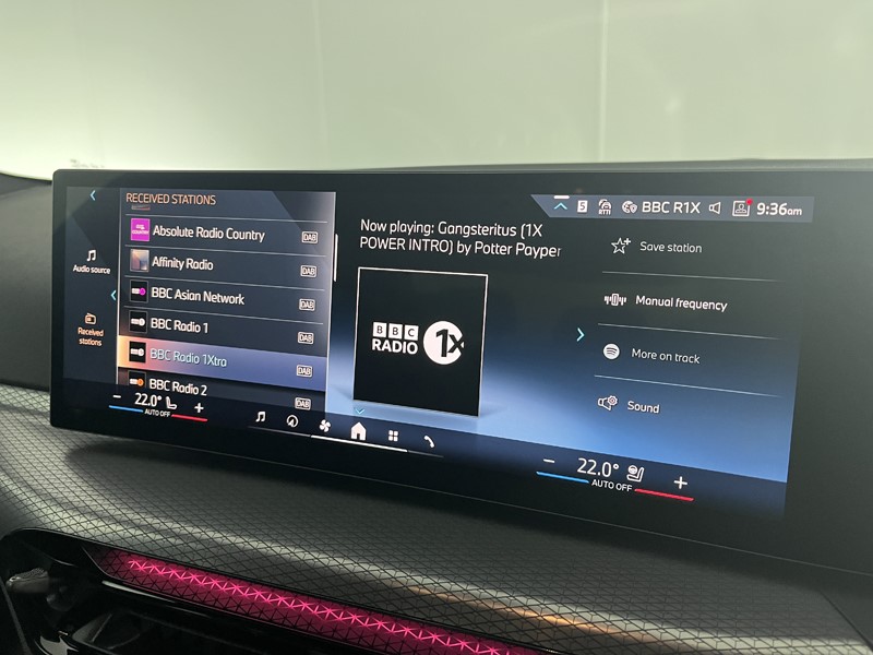 2025 (25) BMW 3 SERIES 320i M Sport 4dr Step Auto 4742165