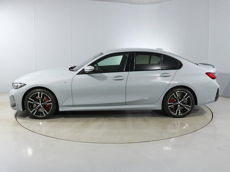 2025 (25) BMW 3 SERIES 320i M Sport 4dr Step Auto 4742186