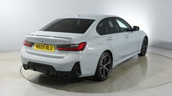 2025 (25) BMW 3 SERIES 320i M Sport 4dr Step Auto 4742187