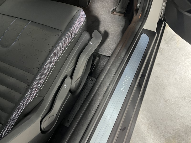 2025 (75) MINI COOPER 2.0 S Classic 3dr Auto 5317282