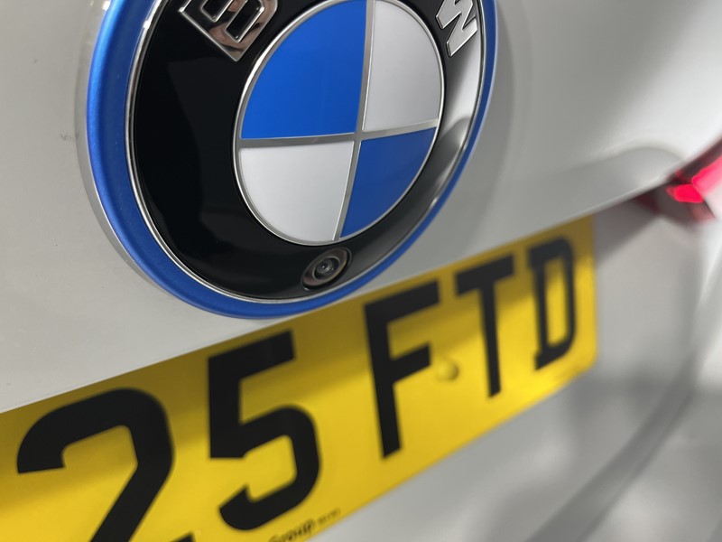 2025 (25) BMW I4 440kW M60 83.9kWh 5dr Auto 4821830