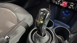 2019 (69) MINI HATCHBACK 1.5 Cooper Classic II 3dr Auto 4741668