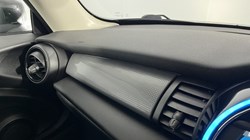 2019 (69) MINI HATCHBACK 1.5 Cooper Classic II 3dr Auto 4741684