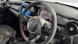 2019 (69) MINI HATCHBACK 1.5 Cooper Classic II 3dr Auto 4741664