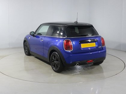 2019 (69) MINI HATCHBACK 1.5 Cooper Classic II 3dr Auto