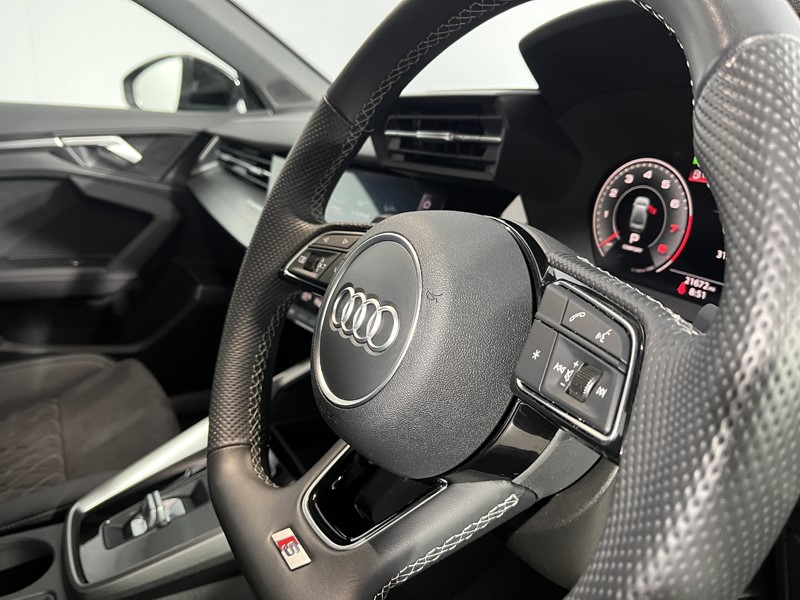 2022 (72) AUDI A3 35 TFSI Edition 1 4dr S Tronic 4734386