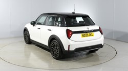 2025 (25) MINI COOPER 1.5 C Exclusive 5dr Auto 4735801