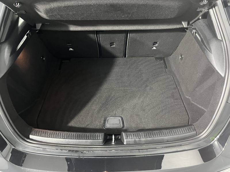 2018 (68) MERCEDES-BENZ A CLASS A200 AMG Line Executive 5dr Auto 4734274