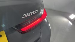 2022 (72) BMW 3 SERIES 320i xDrive M Sport 4dr Step Auto 4740081