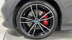 2022 (72) BMW 3 SERIES 320i xDrive M Sport 4dr Step Auto 4740047