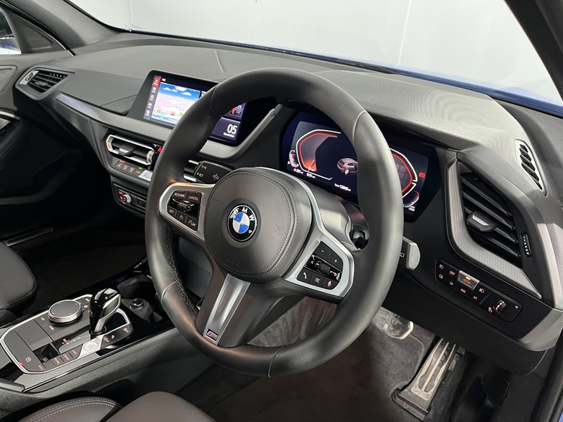 2022 (72) BMW 1 SERIES 118i [136] M Sport 5dr Step Auto [LCP] 4751462