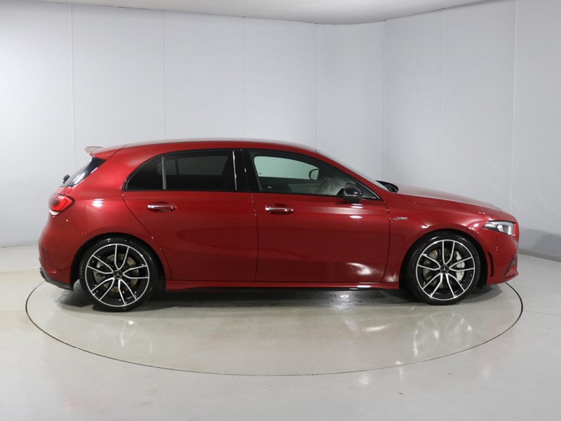 2021 (21) MERCEDES-BENZ A CLASS A35 4Matic Premium 5dr Auto 4729612