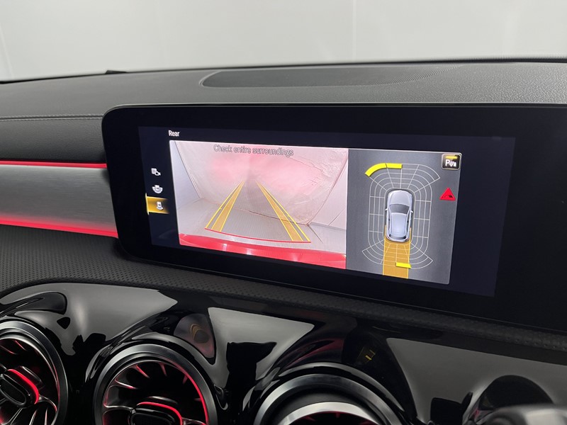 2021 (21) MERCEDES-BENZ A CLASS A35 4Matic Premium 5dr Auto 4729627