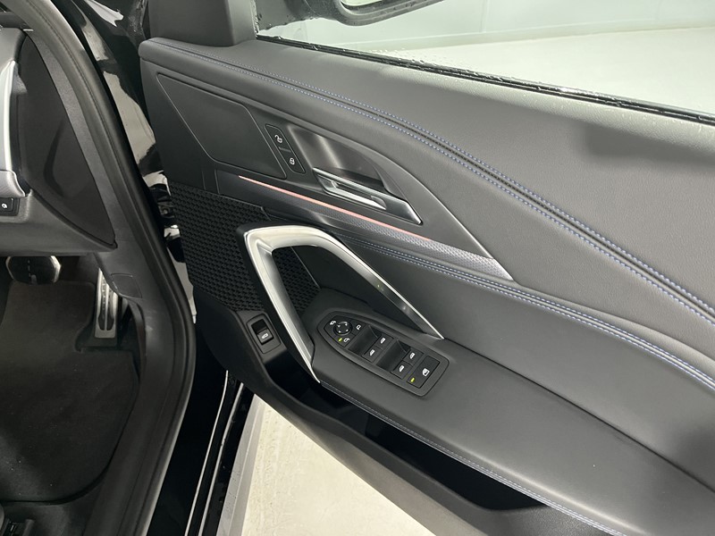 2025 (25) BMW iX1 230kW xDrive30 M Sport 65kWh 5dr Auto 4897861