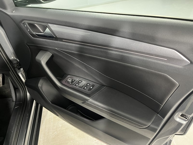 2022 (22) VOLKSWAGEN T-ROC 1.0 TSI Style 5dr 4756993