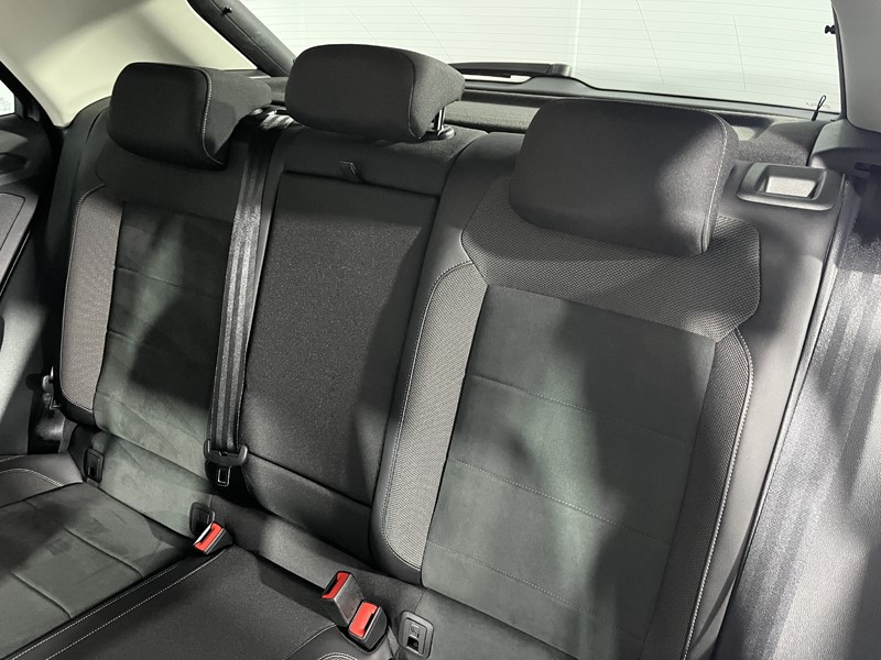 2022 (22) VOLKSWAGEN T-ROC 1.0 TSI Style 5dr 4756986