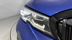 2019 (69) BMW 3 SERIES 330d xDrive M Sport 4dr Step Auto 4817536