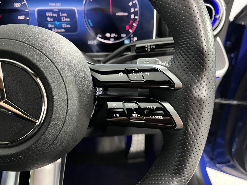 2023 (72) MERCEDES-BENZ C CLASS C300e AMG Line Premium Plus 5dr 9G-Tronic 4761705