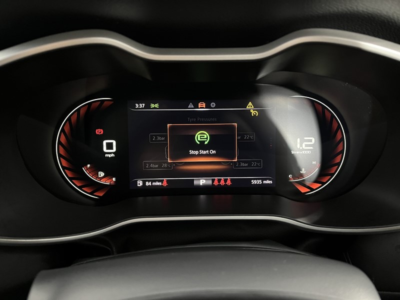 2023 (73) MG MOTOR UK ZS 1.0T GDi Exclusive 5dr DCT 4765243