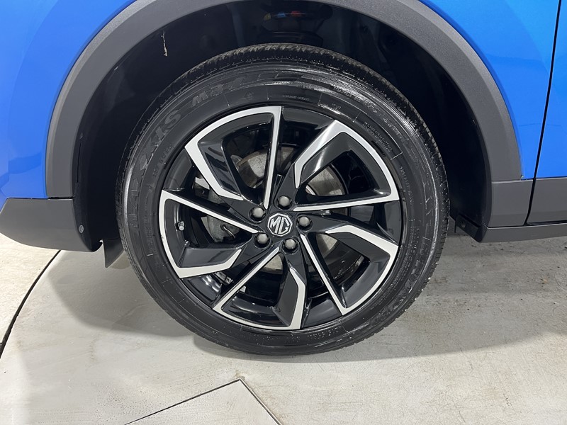 2023 (73) MG MOTOR UK ZS 1.0T GDi Exclusive 5dr DCT 4765248