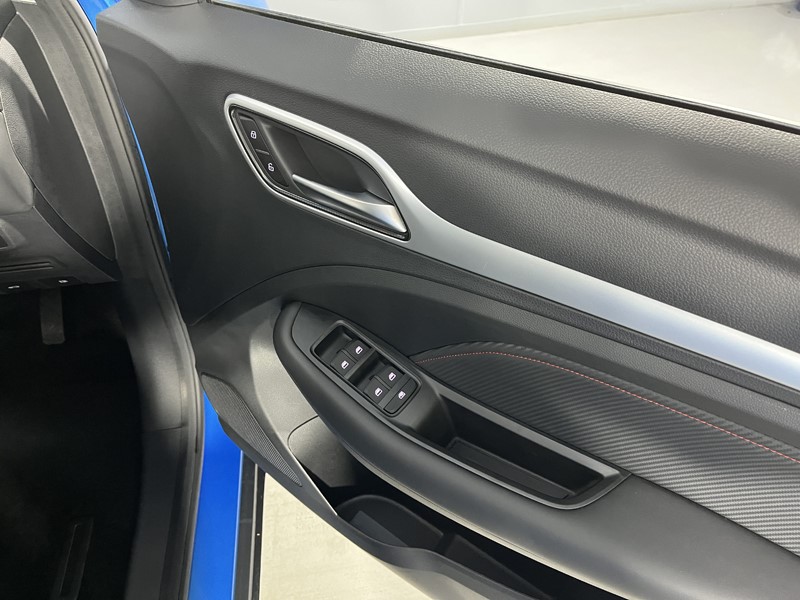 2023 (73) MG MOTOR UK ZS 1.0T GDi Exclusive 5dr DCT 4765254