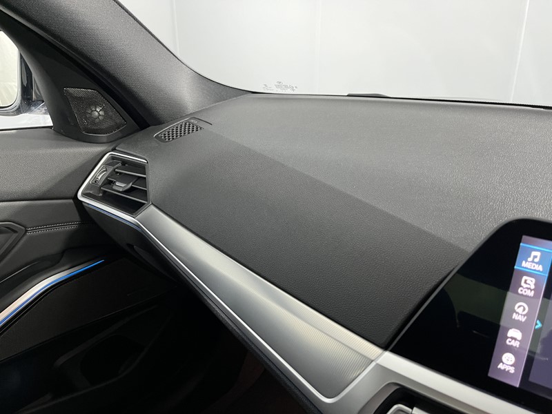 2020 (70) BMW 3 SERIES 330e xDrive M Sport 4dr Step Auto 4782133