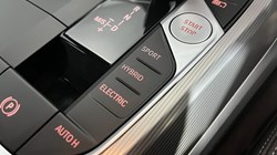 2020 (70) BMW 3 SERIES 330e xDrive M Sport 4dr Step Auto 4782141