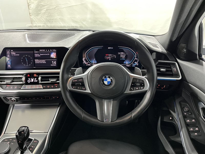 2020 (70) BMW 3 SERIES 330e xDrive M Sport 4dr Step Auto 4782111