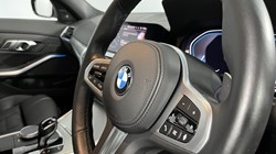 2020 (70) BMW 3 SERIES 330e xDrive M Sport 4dr Step Auto 4782128