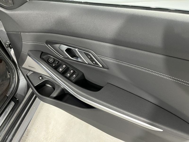 2020 (70) BMW 3 SERIES 330e xDrive M Sport 4dr Step Auto 4782126