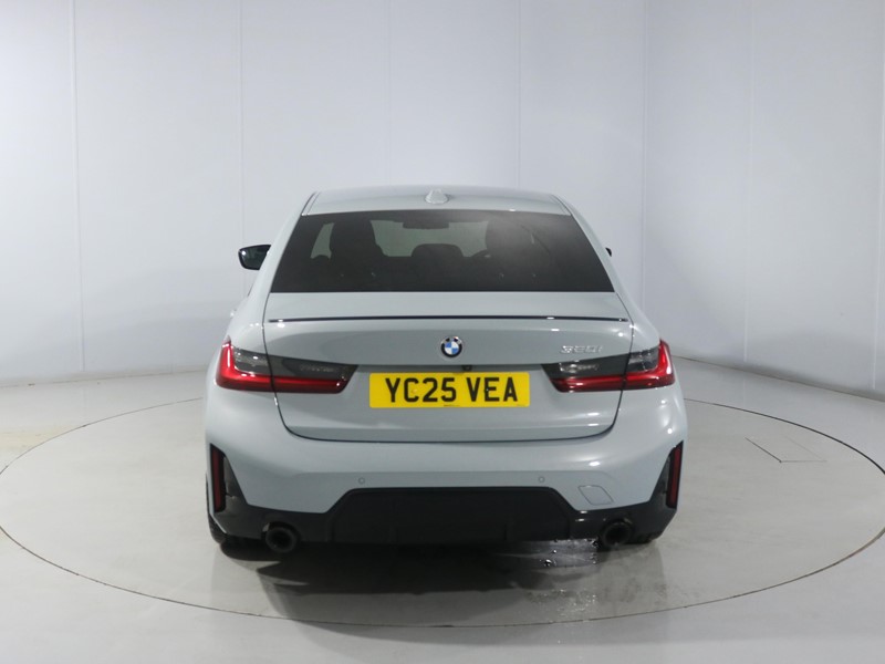 2025 (25) BMW 3 SERIES 320i M Sport 4dr Step Auto 4774951