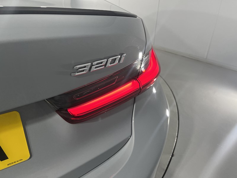 2025 (25) BMW 3 SERIES 320i M Sport 4dr Step Auto 4774982