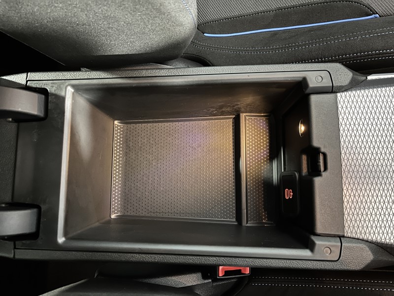 2025 (25) BMW 3 SERIES 320i M Sport 4dr Step Auto 4774971