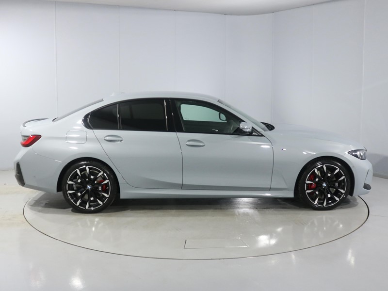 2025 (25) BMW 3 SERIES 320i M Sport 4dr Step Auto 4774939