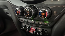 2019 (69) MINI COUNTRYMAN 1.5 Cooper Classic ALL4 5dr 4835060