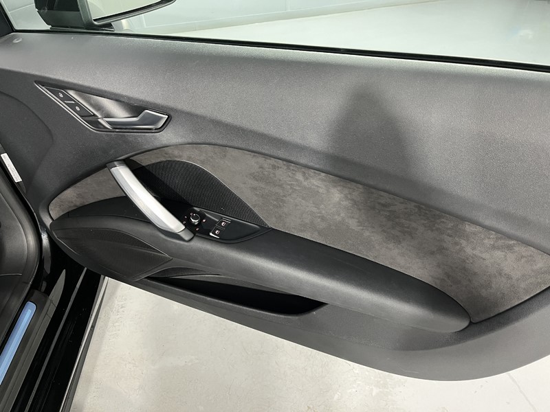 2023 (73) AUDI TT 40 TFSI Black Edition 2dr S Tronic 4769939