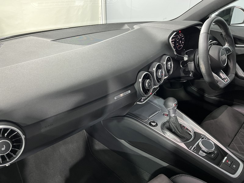 2023 (73) AUDI TT 40 TFSI Black Edition 2dr S Tronic 4769928