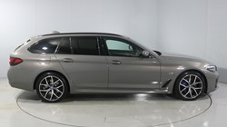 2022 (22) BMW 5 SERIES 530e M Sport 5dr Auto 4774621