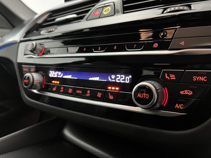 2022 (22) BMW 5 SERIES 530e M Sport 5dr Auto 4774649