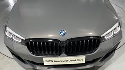 2022 (22) BMW 5 SERIES 530e M Sport 5dr Auto 4774661
