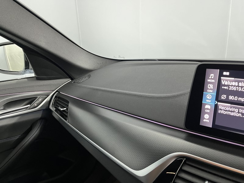 2022 (22) BMW 5 SERIES 530e M Sport 5dr Auto 4774644