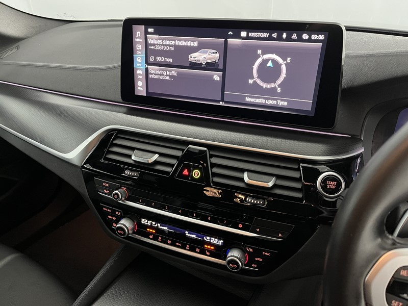 2022 (22) BMW 5 SERIES 530e M Sport 5dr Auto 4774626