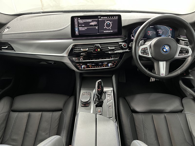 2022 (22) BMW 5 SERIES 530e M Sport 5dr Auto 4774622