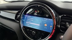 2023 (23) MINI HATCHBACK 1.5 Cooper Classic Premium 3dr 4782043