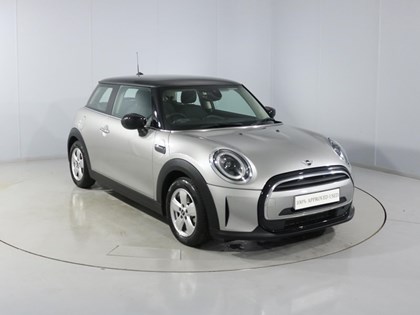 2023 (23) MINI HATCHBACK 1.5 Cooper Classic Premium 3dr