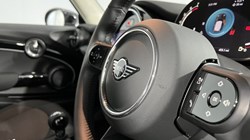 2023 (23) MINI HATCHBACK 1.5 Cooper Classic Premium 3dr 4782037